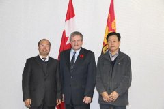 qy千亿球友会高层造访加拿大纽省
