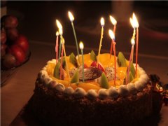 qy千亿球友会八月11周年庆后再唱生日歌